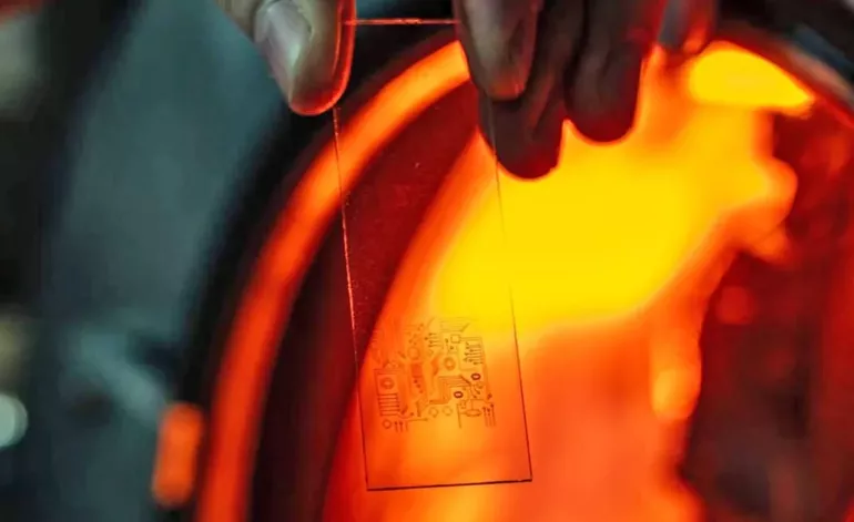 Первый в мире принтер сухой аэрозольной печати из России обошел все иностранные разработки