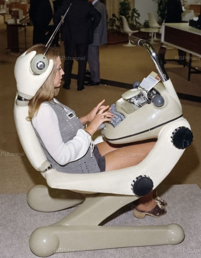 Исторические фото. Невообразимо! Братухина, «Жук», вождь, только, Монреале, Марийского, сегодня, вертикального, испытания, взлёта, стали, Пилатес, французский, траулер, оказался, кольцо, сеткой, выставке, экспериментальный, пилота