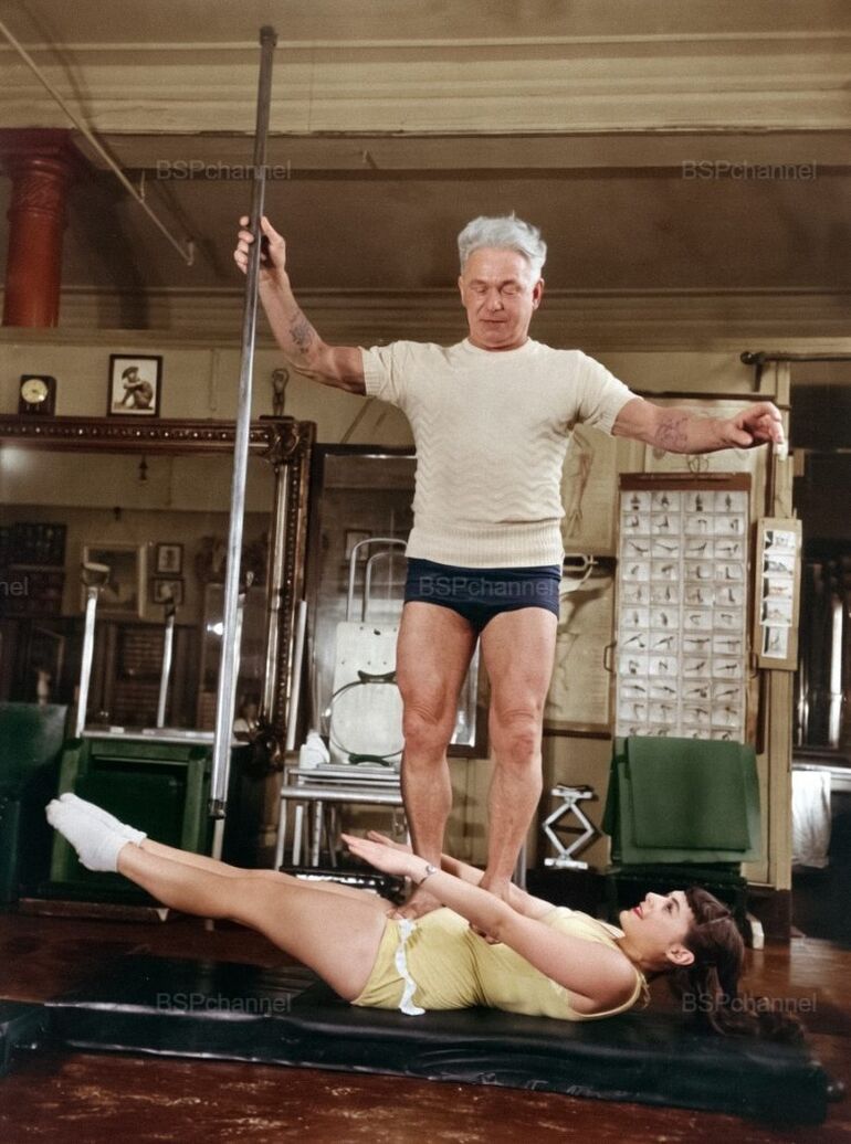 Исторические фото. Невообразимо! Братухина, «Жук», вождь, только, Монреале, Марийского, сегодня, вертикального, испытания, взлёта, стали, Пилатес, французский, траулер, оказался, кольцо, сеткой, выставке, экспериментальный, пилота